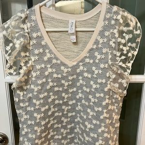 AMADI Anthropology USA women’s Top mesh flowers sz Small